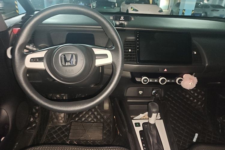 Used Honda Fit 2021 1.5L CVT Trend Edition Center Console