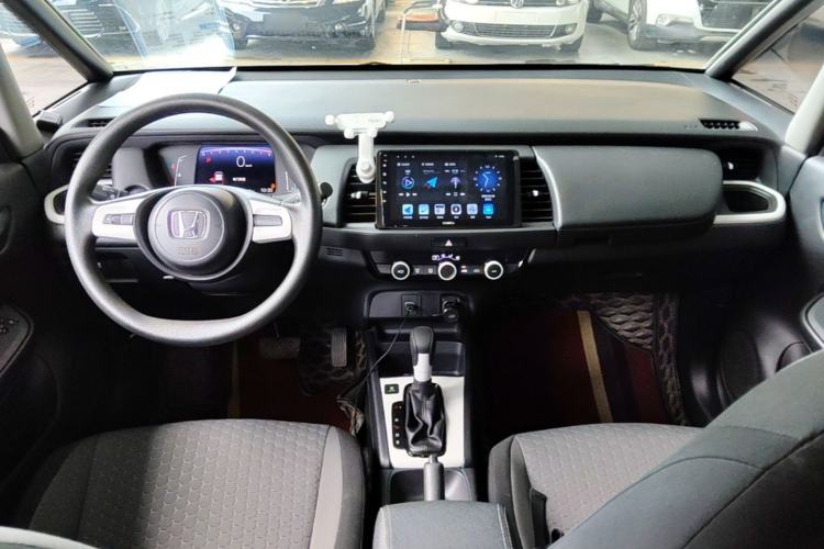 Used Honda Fit 2021 1.5L CVT Trend Edition Center Console
