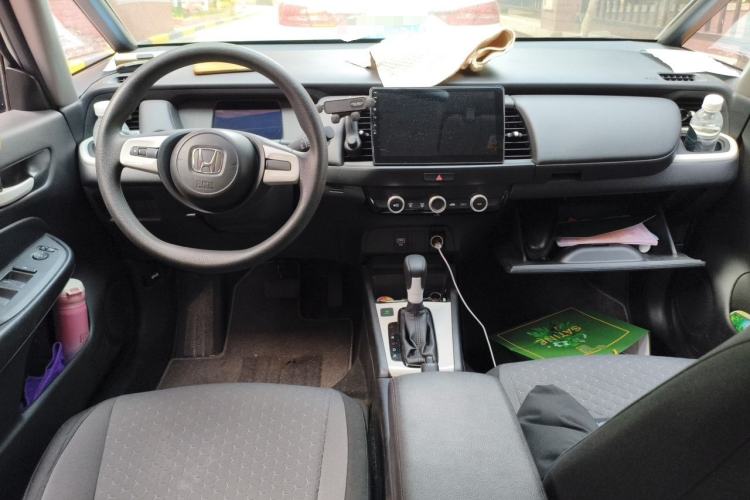 Used Honda Fit 2021 1.5L CVT Trend Edition Center Console