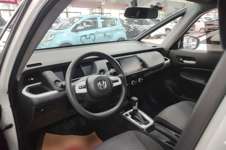 Used Honda Fit 2021 1.5L CVT Trend Edition Center Console