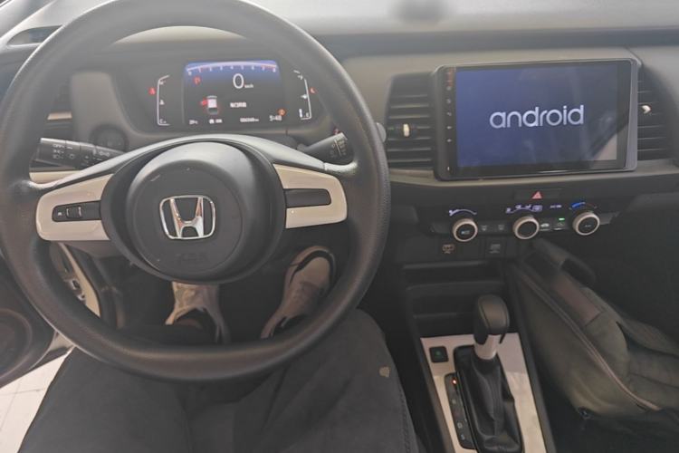 Used Honda Fit 2021 1.5L CVT Trend Edition Center Console