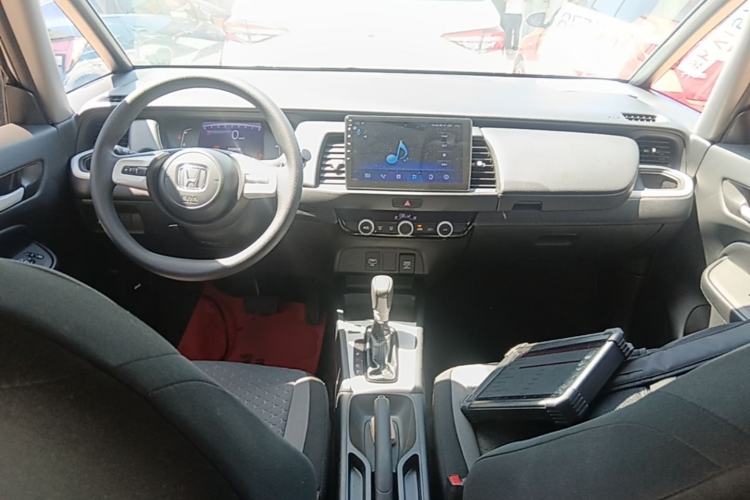 Used Honda Fit 2021 1.5L CVT Trendy Run Pro Edition Center Console