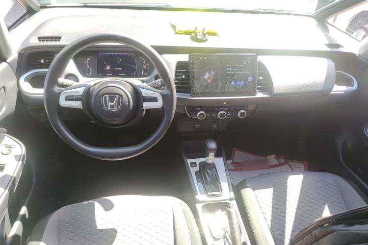 Used Honda Fit 2021 1.5L CVT Trend Edition Center Console