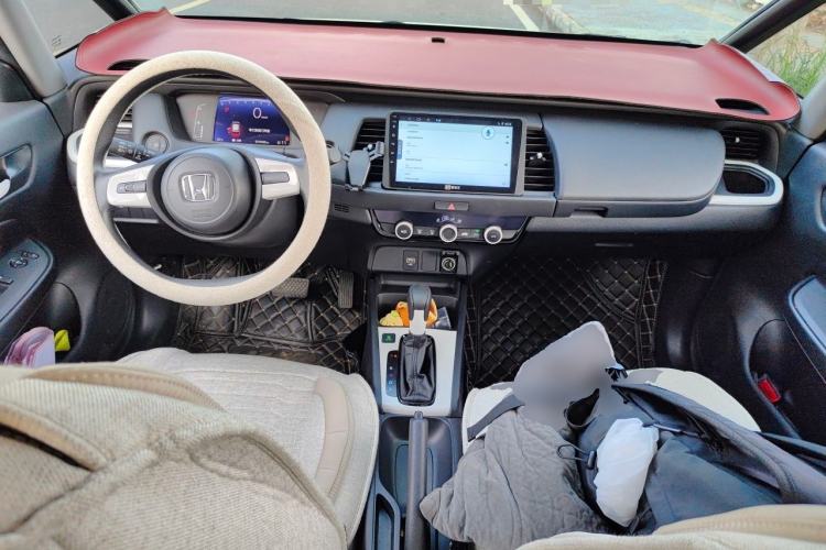 Used Honda Fit 2021 1.5L CVT Trend Edition Center Console