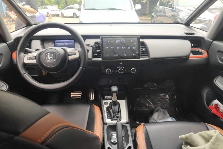 Used Honda Fit 2021 1.5L CVT Trendy Sports Edition Center Console