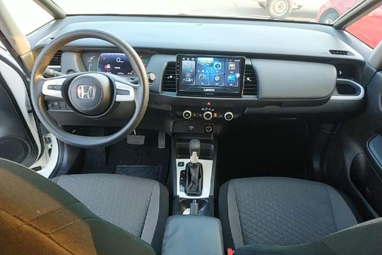 Used Honda Fit 2021 1.5L CVT Trend Edition Center Console