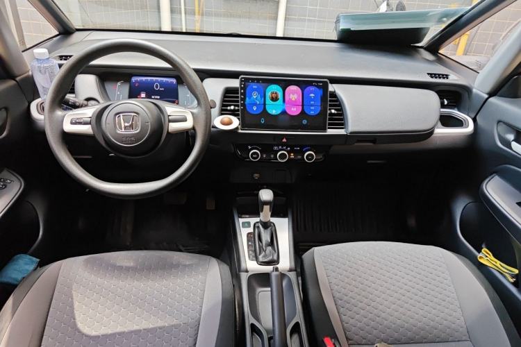 Used Honda Fit 2021 1.5L CVT Trend Edition Center Console