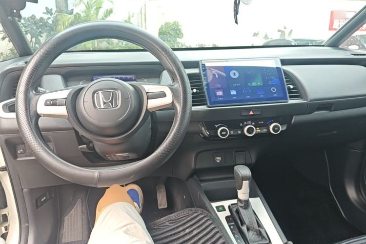 Used Honda Fit 2021 1.5L CVT Trend Edition Center Console