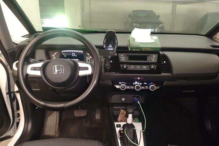 Used Honda Fit 2021 1.5L CVT Trend Edition Center Console