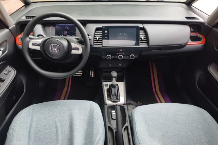Used Honda Fit 2021 1.5L CVT Trendy Sports Edition Center Console