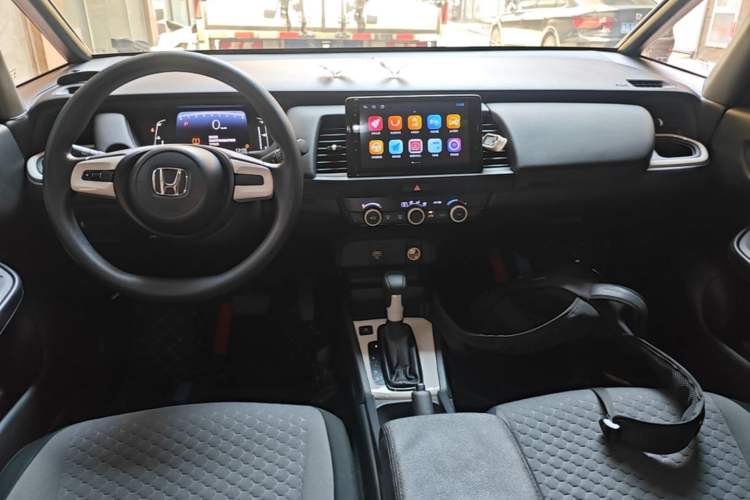 Used Honda Fit 2021 1.5L CVT Trendy Sports Edition Center Console