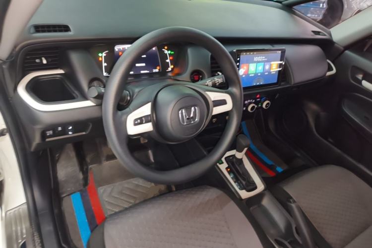 Used Honda Fit 2021 1.5L CVT Trend Edition Center Console