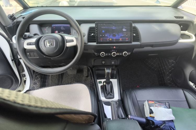 Used Honda Fit 2021 1.5L CVT Trend Edition Center Console