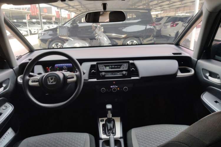 Used Honda Fit 2021 1.5L CVT Trend Edition Center Console