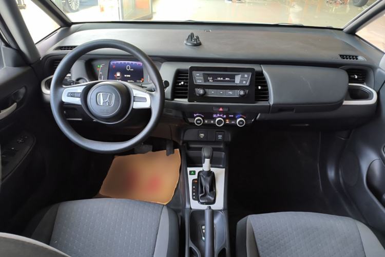 Used Honda Fit 2021 1.5L CVT Trend Edition Center Console