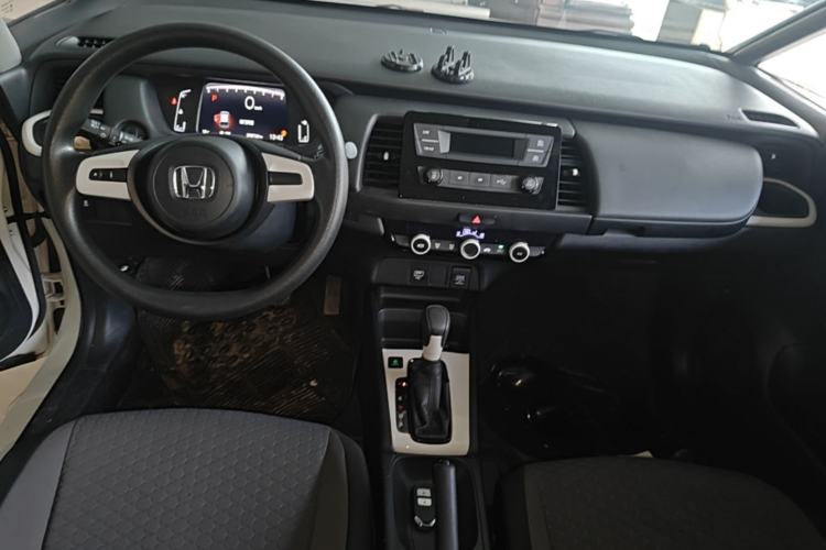 Used Honda Fit 2021 1.5L CVT Trend Edition Center Console