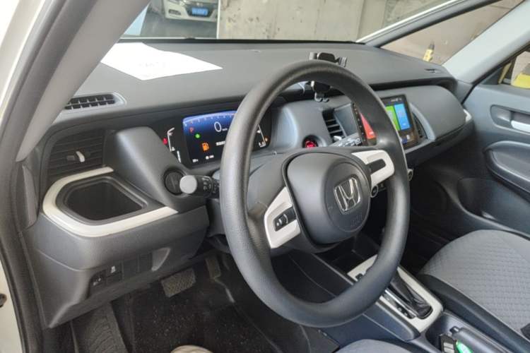 Used Honda Fit 2021 1.5L CVT Trend Edition Center Console