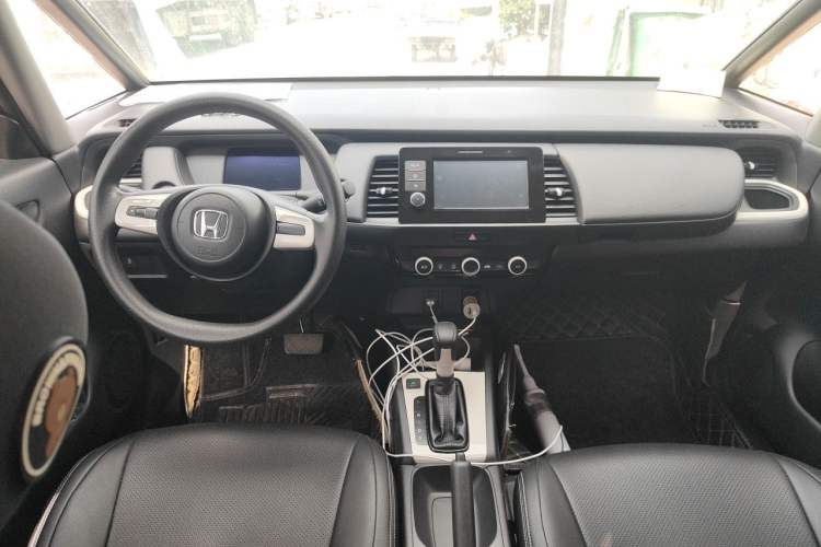 Used Honda Fit 2021 1.5L CVT Trend Edition Center Console