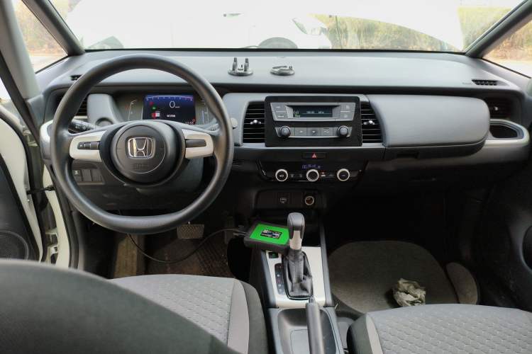 Used Honda Fit 2021 1.5L CVT Trend Edition Center Console
