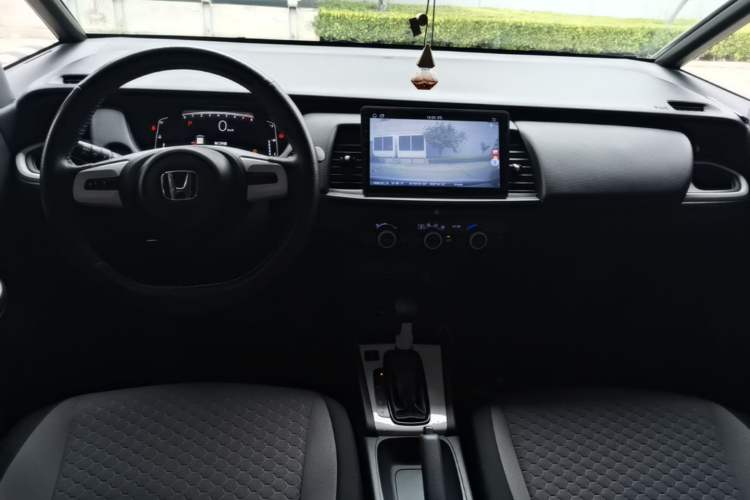 Used Honda Fit 2021 1.5L CVT Trend Edition Center Console