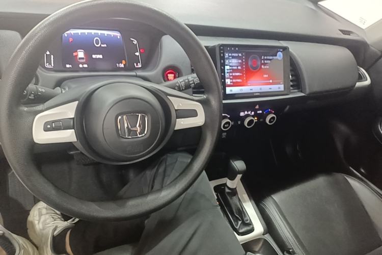 Used Honda Fit 2021 1.5L CVT Trend Edition Center Console