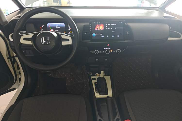 Used Honda Fit 2021 1.5L CVT Trendy Edition Center Console
