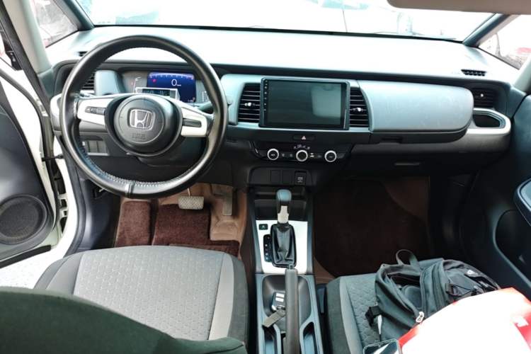 Used Honda Fit 2021 1.5L CVT Trendy Edition Center Console