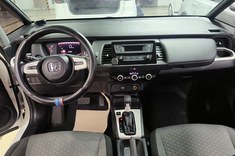 Used Honda Fit 2021 1.5L CVT Trendy Sports Edition Center Console