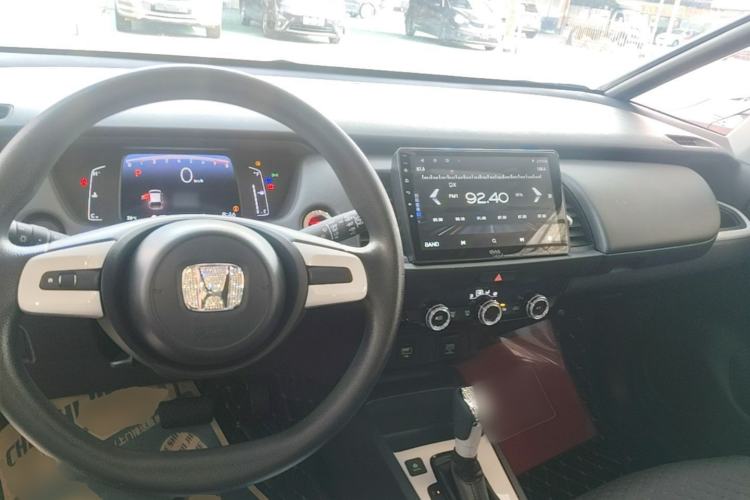 Used Honda Fit 2021 1.5L CVT Trend Edition Center Console