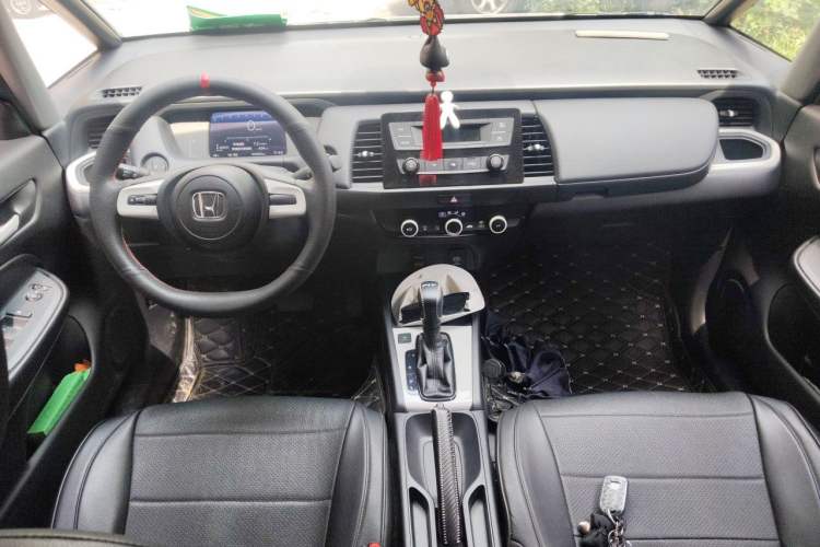 Used Honda Fit 2021 1.5L CVT Trend Edition Center Console