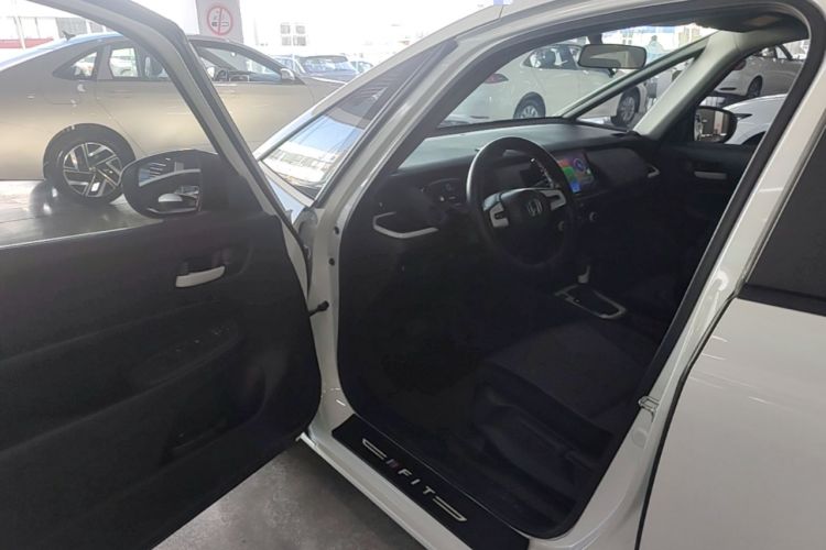 Used Honda Fit 2021 1.5L CVT Trendy Edition Driver Seat