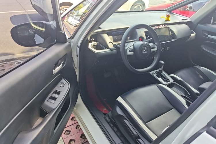 Used Honda Fit 2021 1.5L CVT Trendy Edition Driver Seat