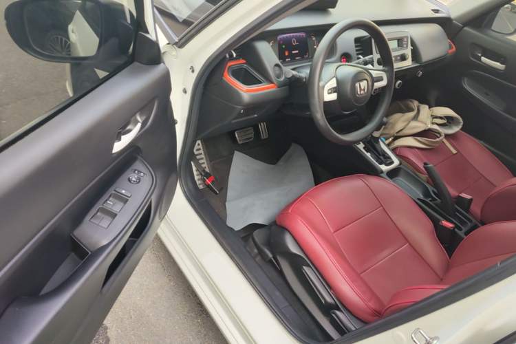 Used Honda Fit 2021 1.5L CVT Trendy Sports Edition Driver Seat
