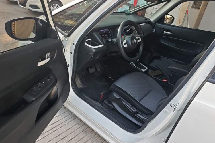 Used Honda Fit 2021 1.5L CVT Trendy Edition Driver Seat