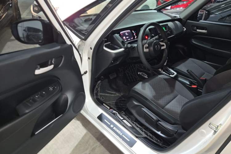 Used Honda Fit 2021 1.5L CVT Trendy Run Pro Edition Driver Seat