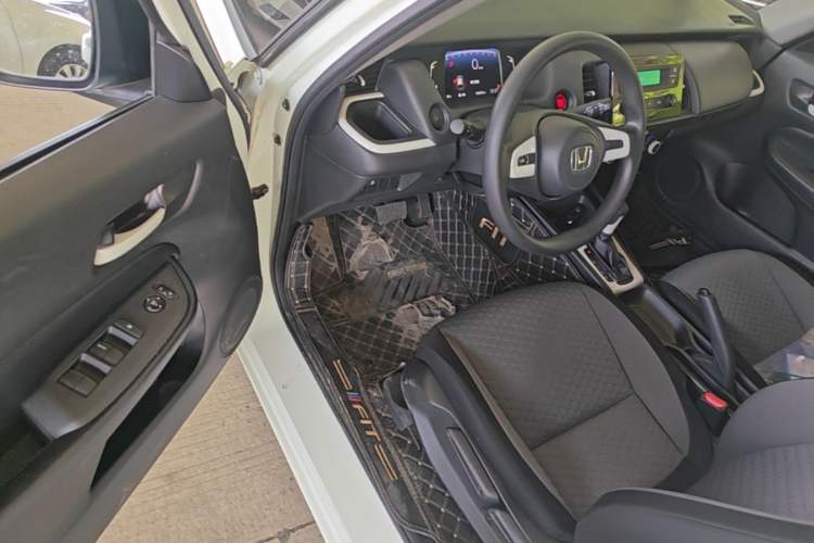 Used Honda Fit 2021 1.5L CVT Trend Edition Driver Seat