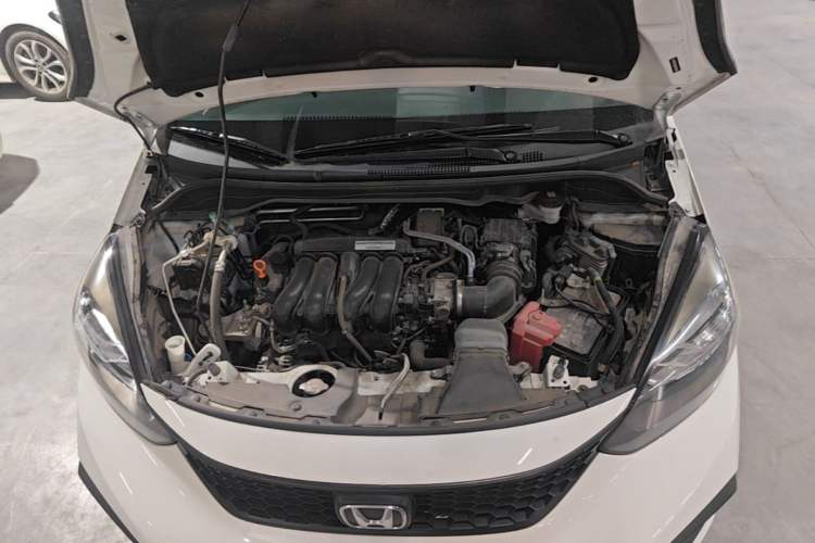 Used Honda Fit 2021 1.5L CVT Trendy Edition Engine Bay