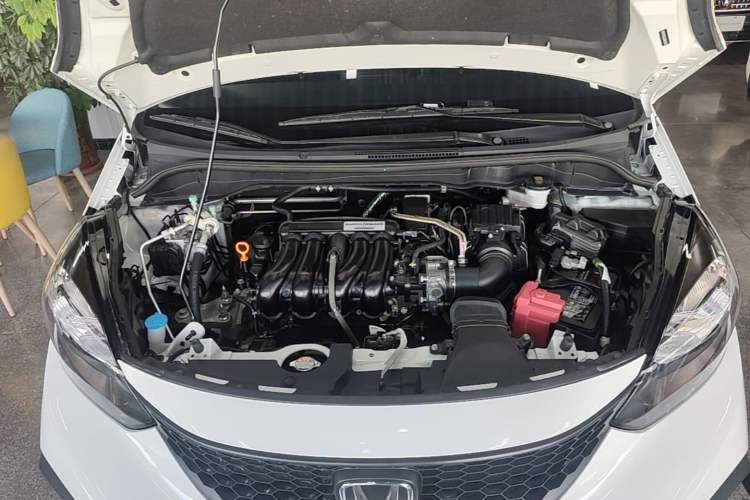Used Honda Fit 2021 1.5L CVT Trendy Edition Engine Bay