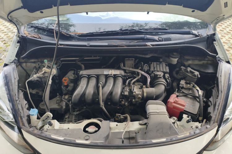 Used Honda Fit 2021 1.5L CVT Trend Edition Engine Bay
