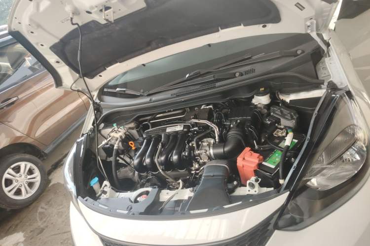 Used Honda Fit 2021 1.5L CVT Trendy Run Pro Edition Engine Bay