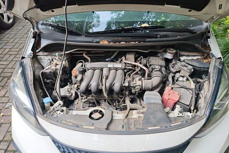 Used Honda Fit 2021 1.5L CVT Trendy Edition Engine Bay