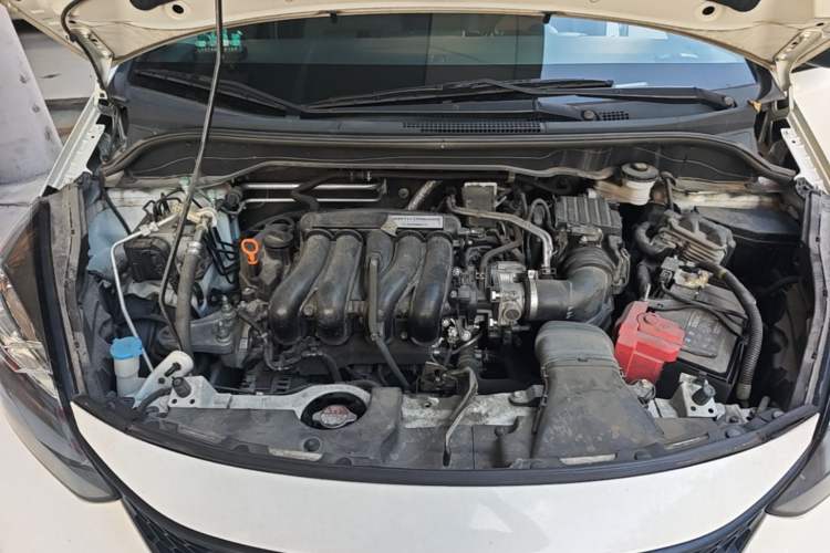 Used Honda Fit 2021 1.5L CVT Trendy Edition Engine Bay