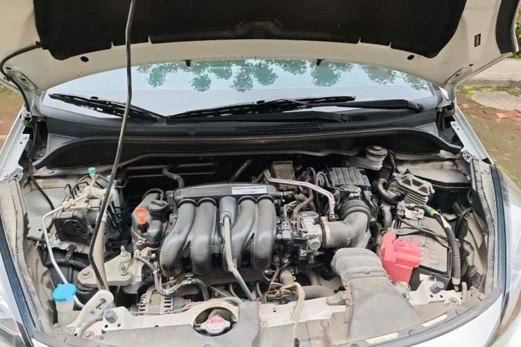 Used Honda Fit 2021 1.5L CVT Trendy Edition Engine Bay
