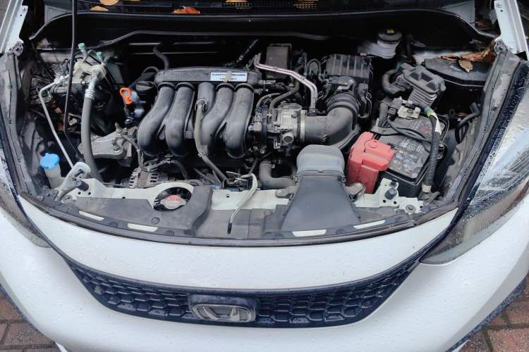 Used Honda Fit 2021 1.5L CVT Trendy Edition Engine Bay