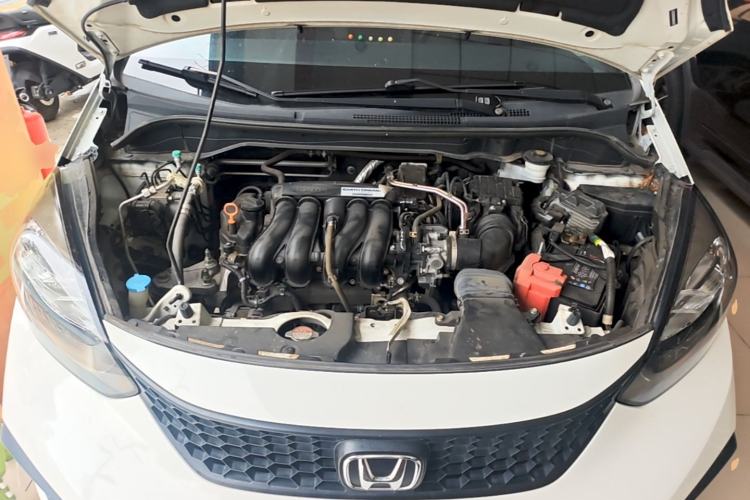 Used Honda Fit 2021 1.5L CVT Trend Edition Engine Bay