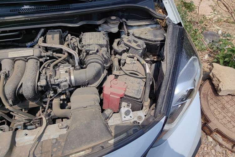 Used Honda Fit 2021 1.5L CVT Trendy Run Pro Edition Engine Bay Left