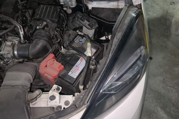 Used Honda Fit 2021 1.5L CVT Trend Edition Engine Bay Left