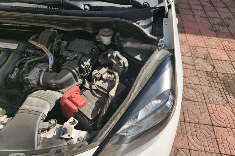 Used Honda Fit 2021 1.5L CVT Trend Edition Engine Bay Left