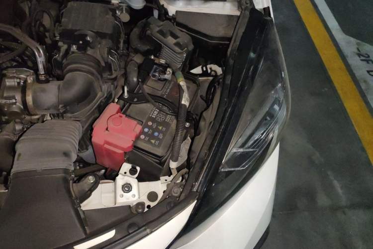 Used Honda Fit 2021 1.5L CVT Trend Edition Engine Bay Left