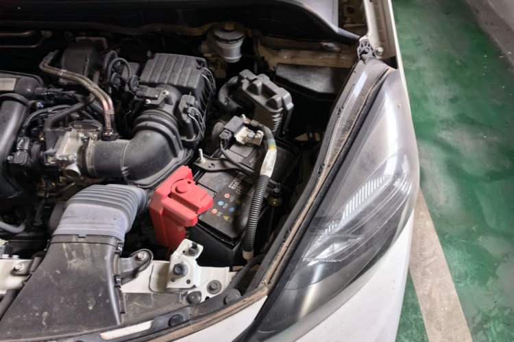 Used Honda Fit 2021 1.5L CVT Trend Edition Engine Bay Left